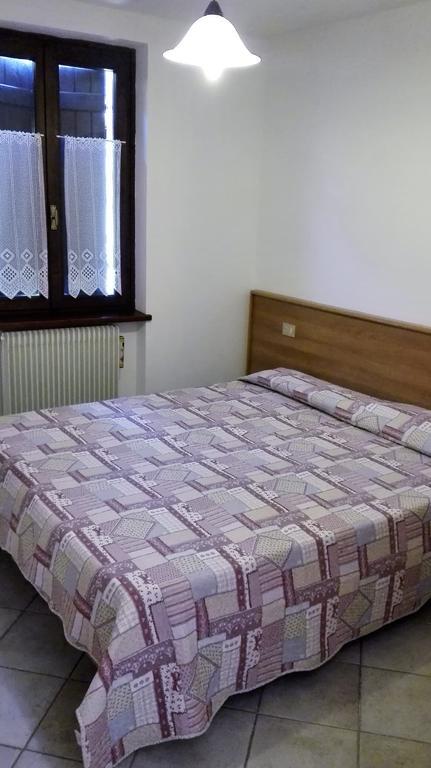 Вилла Pinzolocasa Экстерьер фото